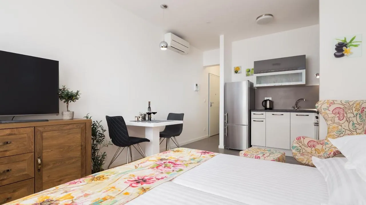 Bepo Studio Apartment - Free Parking 스플리트