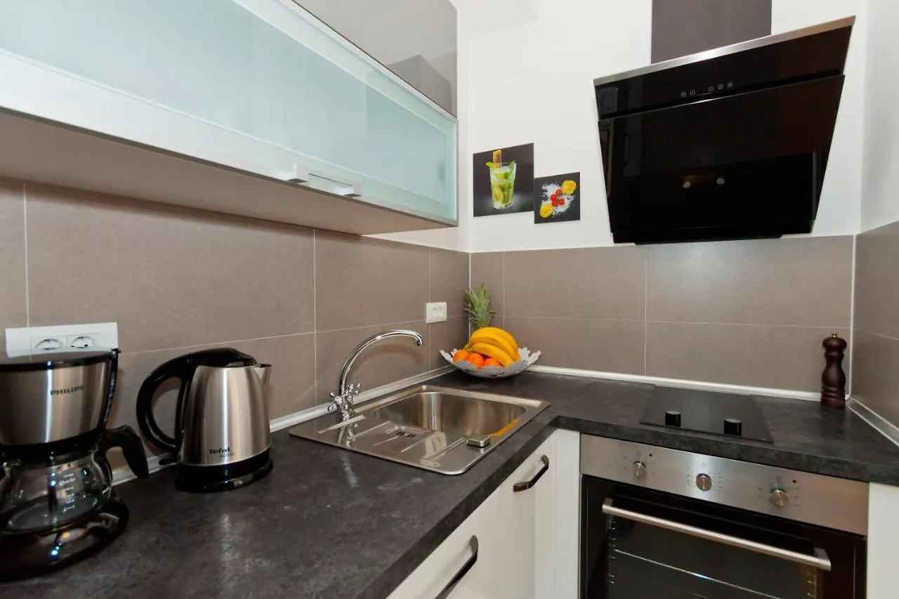 Bepo Studio Apartment - Free Parking 스플리트